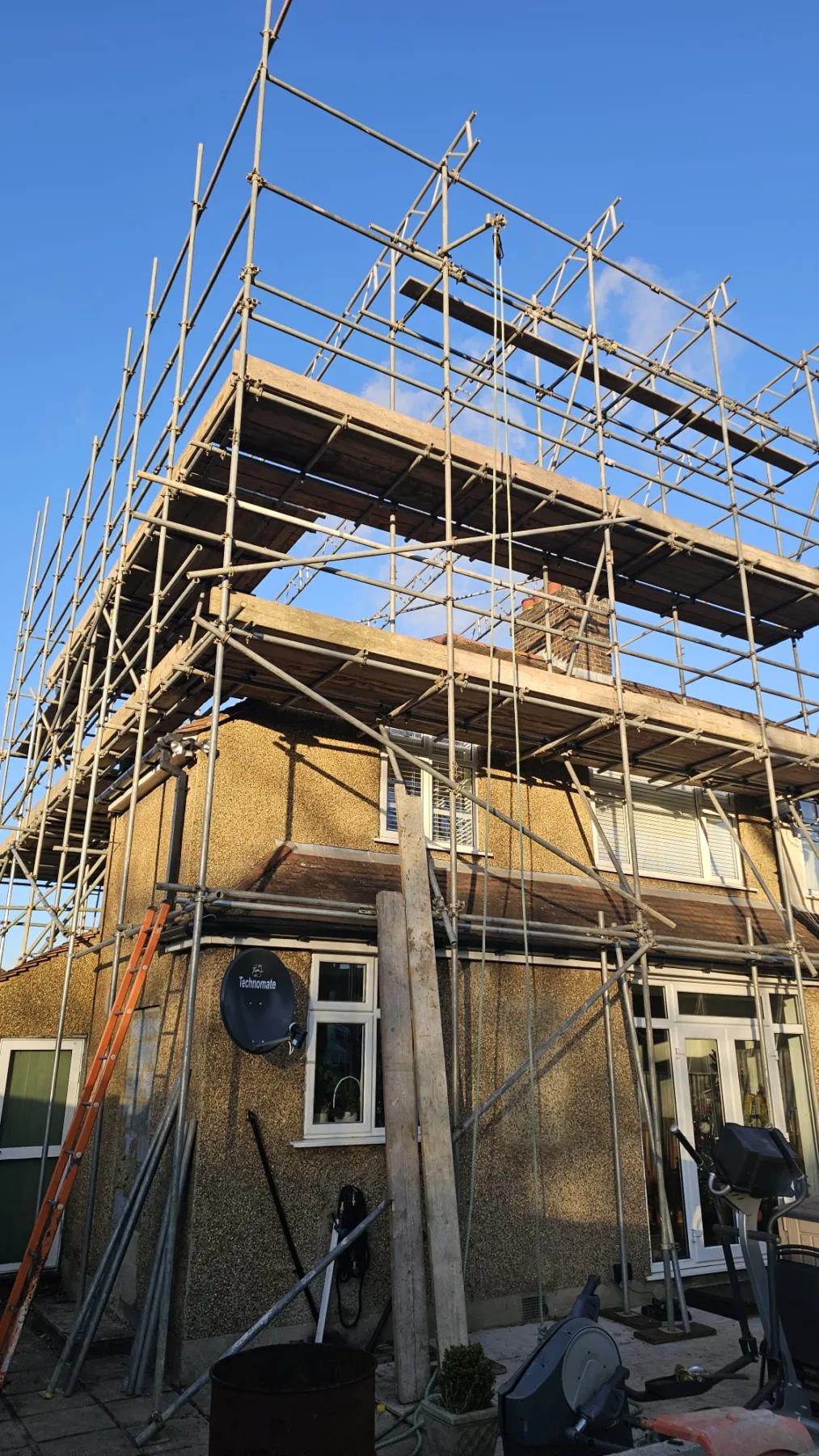 Scaffolding and rear dormer loft conversion construction by Art & Build Ltd in Croydon
